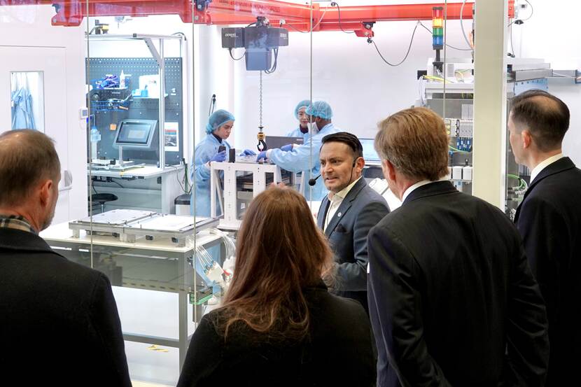 King Willem-Alexander visits Hystar in Oslo