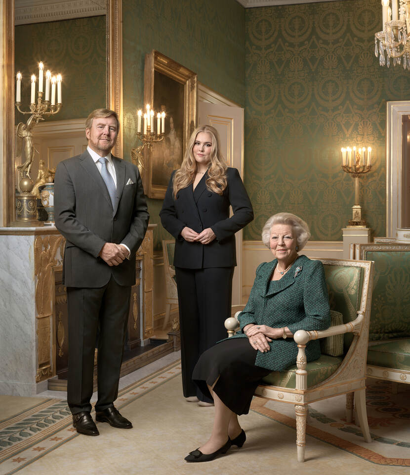 King Willem-Alexander, Princess Beatrix and the Princess of Orange